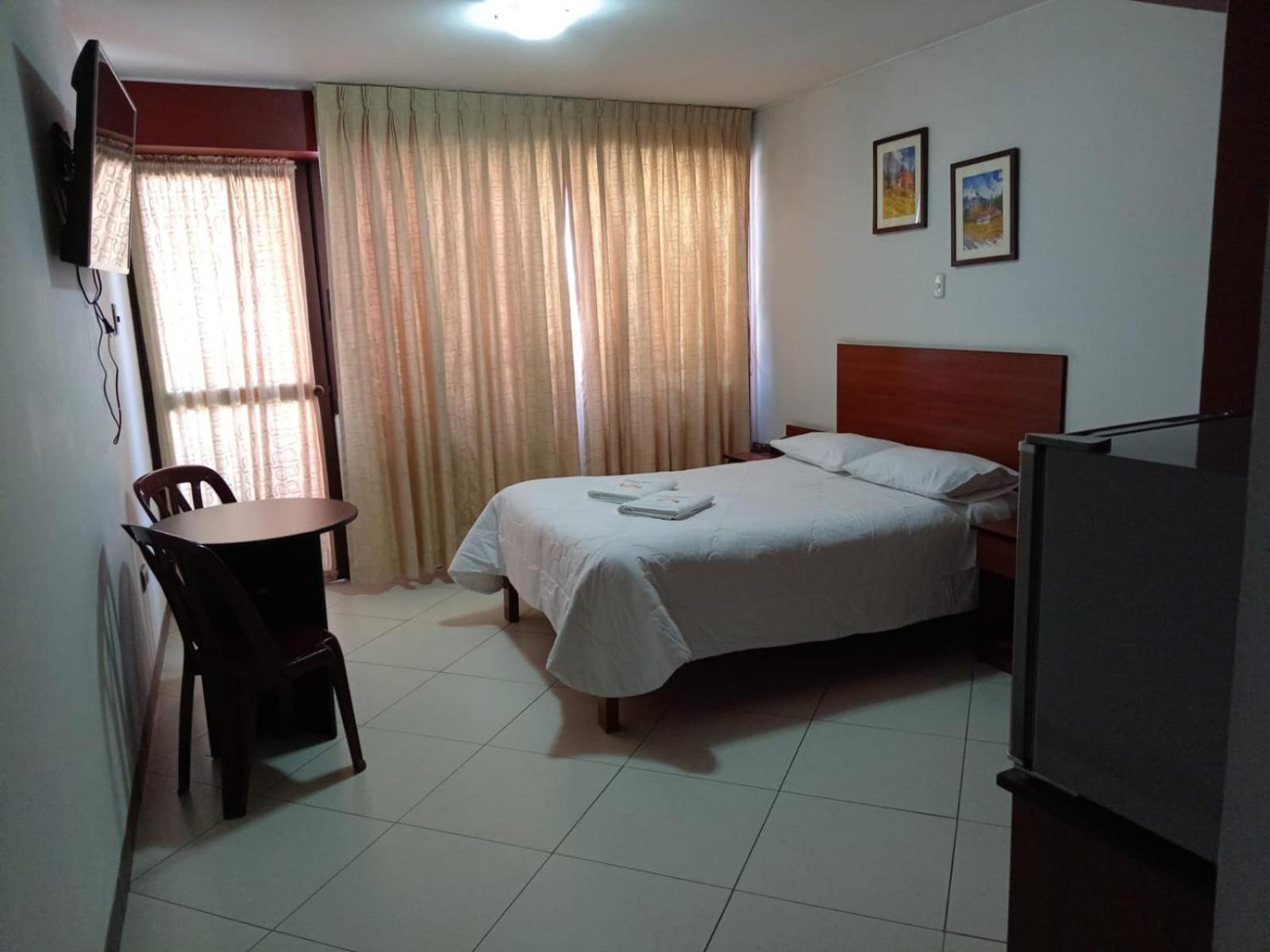 Hostal Bond Huaraz  Exterior photo
